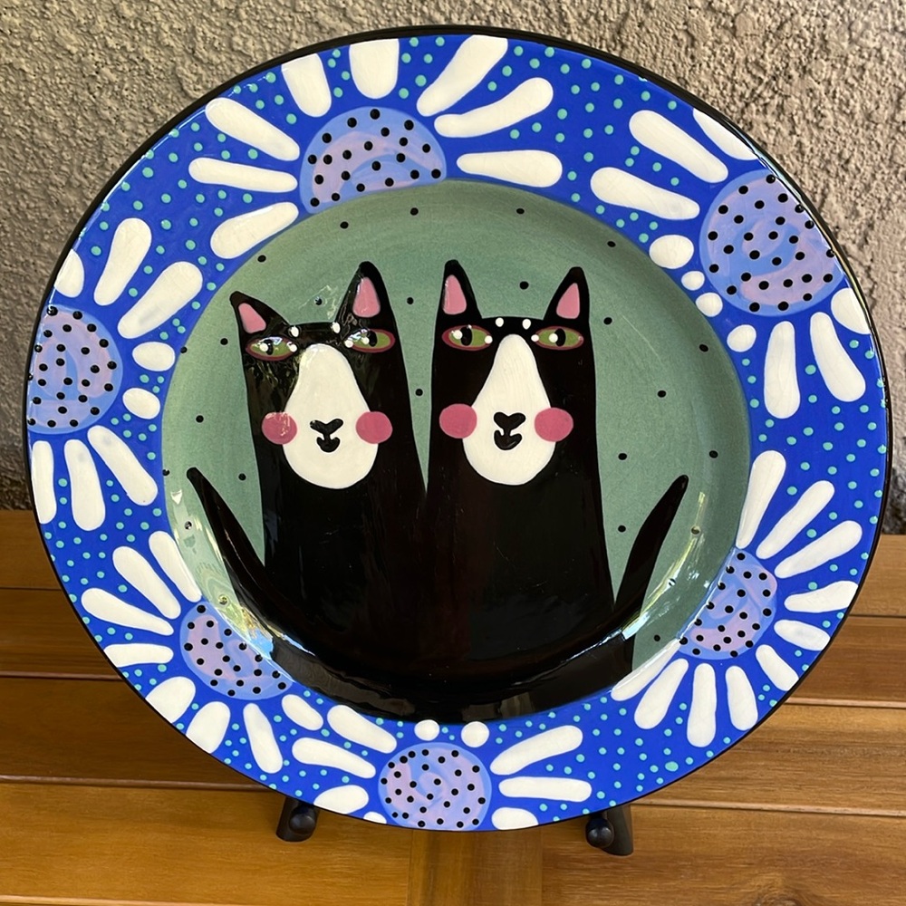 *HOST PICK* 2005 Sharon Bloom Designs 10.5” hand-painted/glazed plate,black cats